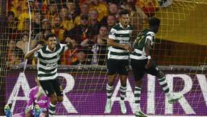 epa13300803 Luis Suarez (C) of Sporting scores celebrates after scoring the opening goal in the UEFA Champions League league phase match between RC Lens and Sporting, in Lens, France, 13 October 2026.  EPA/YOAN VALAT