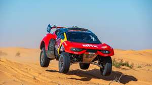 epa10392542 French driver Sebastien Loeb and Belgain co-driver Fabian Lurquin steer their Prodrive Hunter for Bahrain Raid Xtreme team during the sixth stage of the Dakar Rally 2023 from from Ha'il to Riyadh, Saudi Arabia, 06 January 2023.  EPA/Gerard Laurenssen