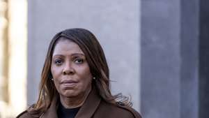 epa11896479 New York Attorney General Letitia James arrives at the United States Federal District Court for the start of arguments in the case against Elon Musk's Department of Government Efficiency (DOGE) in New York, New York, USA, 14 February 2025. Nineteen state attorneys general have filed a lawsuit in an effort to stop DOGE from accessing private information and sensitive data of American citizens at the US Treasury Department.  EPA/JUSTIN LANE