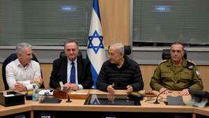 epa12788014 A handout photo made available by Israel's Government Press Office (GPO) shows Israeli Prime Minister Benjamin Netanyahu (2-R) during an emergency security assessment with Defense Minister Israel Katz (2-L), IDF Chief of Staff Eyal Zamir (R), and Director of the Mossad David Barnea (L) at the Kirya military headquarters in Tel Aviv, Israel, 01 March 2026. A joint US-Israeli military operation entered its second day, having targeted multiple locations across Iran since the early hours of 28 February. Iran has since launched a series of retaliatory strikes across the region.  EPA/AVI OHAYON/GPO HANDOUT HANDOUT EDITORIAL USE ONLY/NO SALES