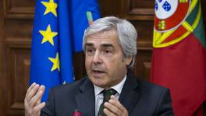 O ministro da Defesa Nacional, Nuno Melo, usa da palavra durante a sua audição na Comissão de Defesa Nacional, na Assembleia da República, em Lisboa, 14 de abril de 2026 .JOSÉ SENA GOULÃO/LUSA