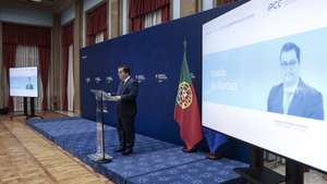 O ministro de Estado e das Finanças, Joaquim Miranda Sarmento, durante a sessão de formação para gestores público, que decorreu no Ministério das Finanças, em Lisboa, 15 de maio de 2026. ANTÓNIO COTRIM/LUSA