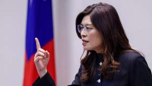 epa12891148 Taiwan's main opposition Kuomintang (KMT) chairwoman Cheng Li-wun speaks inside the party headquarters in Taipei, Taiwan, 15 April 2026. Cheng delivered her speech days after visiting China, where she met with Chinese President Xi Jinping.  EPA/RITCHIE B. TONGO