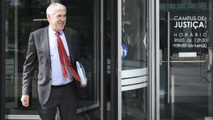 Former Portuguese Prime Minister Jose Socrates, main defendant in the Operation Marques corruption case, arrives at the Lisbon Central Criminal Court,  for the start of the trial in the case brought by former Prime Minister José Sócrates against the Portuguese State, in Lisbon, Portugal, 14 May 2026. Socrates and 20 other suspects in Operation Marques are to stand trial, more than a decade after the case accusing the former PM of corruption came to light.  ANTONIO COTRIM/ LUSA