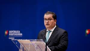O ministro de Estado e das Finanças, Joaquim Miranda Sarmento, intervém durante a sessão de abertura de formação para gestores públicos, no Ministério das Finanças, em Lisboa, 29 de julho de 2026. FILIPE AMORIM/LUSA