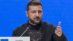 epaselect epa13189012 Ukrainian President Volodymyr Zelensky attends a joint press conference during the Coalition of the Willing summit in Kyiv, Ukraine, 24 August 2026.  EPA/MAXYM MARUSENKO