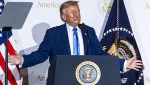 epaselect epa13270959 US President Donald Trump speaks on the launch of America.gov in the Andrew Mellon Auditorium in Washington, DC, USA, 29 September 2026. The new website aims to enhance the public's digital experience and improve access to government services.  EPA/JIM LO SCALZO