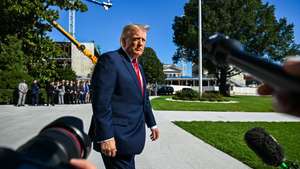epa13288159 US President Donald Trump speaks to the press as he departs the White House in Washington, DC, USA, 07 October 2026.  EPA/ANNABELLE GORDON / POOL