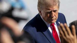 epa13288071 US President Donald J. Trump responds to a question from the news media as he walks to board Marine One on the South Lawn of the White House in Washington, DC USA, 07 October 2026. President Trump is scheduled to speak at a midterm campaign rally in support of Republican US Senate candidate Ken Paxton who faces Democrat James Talarico in November election.  EPA/SHAWN THEW