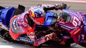 epa13293257 Prima Pramac Yamaha MotoGP rider Toprak Razgatlioglu of Turkey in action during the MotoGP qualifying at the Motorcycling Grand Prix of Indonesia at Mandalika Circuit in Mandalika, Indonesia, 10 October 2026.  EPA/MAST IRHAM