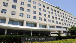 epa06150181 (FILE) - A file picture dated 29 July 2013 shows an exterior view on the Harry S. Truman building, the headquarters of the US State Department, in Washington, DC, USA (reissued 18 August 2017). According to reports from 18 August 2017, technicians of the US Department of State arte working to fix a world-wide outage of its unclassified email system.  EPA/MIKE THEILER *** Local Caption *** 53295521