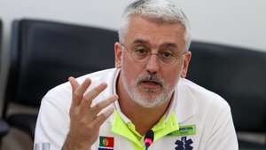 O presidente do Conselho Diretivo do Instituto Nacional de Emergência Médica (INEM) desde novembro de 2025, Luís Mendes Cabral, durante a sua audição na Comissão Parlamentar de Inquérito ao Instituto Nacional de Emergência Médica, I.P., que decorreu na Assembleia da República, em Lisboa, 31 de março de 2026. ANTÓNIO COTRIM/LUSA