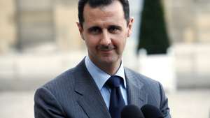 epa12241127 (FILE) - Syrian President Bashar al Assad  addresses the media at the Elysee Palace, in Paris, France, 13 November 2009 after his meeting with French President Nicolas Sarkozy(reissued 16 July 2025). Bashar al-Assad assumed power at the age of 34, following the death of his father, Hafez al-Assad, in 2000. Bashar al-Assad's 25 years of rule profoundly marked Syria's political landscape, leaving a country marked by deep authoritarianism, sectarian division, institutional decay and a civil war recognized as one of the world's worst humanitarian crises.  EPA/LUCAS DOLEGA *** Local Caption *** 01932163