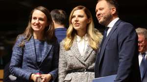 epa13298118 (L-R) Romanian Foreign Minister Oana-Silvia Toiu, Bulgarian Foreign Minister Velislava Petrova-Chamova, and Estonian Foreign Minister Margus Tsahkna attend the EU Foreign Affairs Council meeting in Luxembourg, 12 October 2026. The meeting focuses on Russia's war against Ukraine and its escalating hybrid campaign targeting EU member states, as well as the situation in the Middle East, particularly developments in Iran and freedom of navigation.  EPA/OLIVIER HOSLET