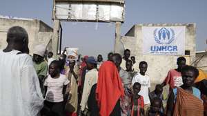 epa10629558 South Sudanese returnees who fled the violence in Sudan, stay at the transit area set up by the UNHCR in the Upper Nile State town of Renk, South Sudan, 15 May 2023. According to the United Nations, some 200,000 people have fled the conflict in Sudan between 15 April and 12 May 2023. Around 40.000 are in South Sudan, and about two million people were internally displaced. Leaving behind them the armed conflict between the Sudanese military and the RSF (Rapid Support Forces) militia which started one month ago today, most of the refugees in South Sudan are South Sudanese returnees, part of the some 800,000 who had previously fled the war in South Sudan and who are now returning to a country which is barely out of conflict itself, with tensions still remaining in many areas.  EPA/AMEL PAIN