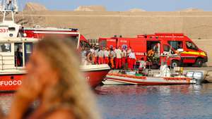 epa11555178 Experienced cave divers for deep sea recoveries arrive at the pier as a rescue operation continues for the missing people who were on board a sailboat that sank, in Palermo, Sicily, Italy, 19 August 2024. At least one person died, six remain missing and 15 passengers were rescued, after a 56-meter-long luxury sailboat, the Bayesian, with 22 people on board, sank at dawn on 19 August off Porticello, near Palermo, after a tornado hit the area.  EPA/IGOR PETYX