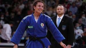 epa09527061 Barbara Timo of Portugal reacts after winning the women&#039;s -63kg semi-final match against Angelika Szymanska of Poland at the Paris Grand Slam judo tournament, in Paris, France, 16 October 2021.  EPA/CHRISTOPHE PETIT TESSON