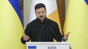 epa13127883 Ukraine's President Volodymyr Zelensky speaks during a joint press conference with Ireland's Taoiseach (Prime Minister) Micheal Martin (not pictured), in Kyiv, Ukraine, 23 July 2026. The Irish prime minister is visiting Kyiv to reaffirm Ireland and EU's support for Ukraine amid the ongoing Russian invasion.  EPA/SERGEY DOLZHENKO