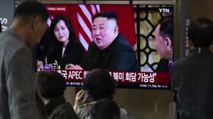 epa13278016 People watch the news about North Korea's missile launch on a television screen at a station in Seoul, South Korea, 03 October 2026. According to South Korea's Joint Chiefs of Staff (JCS), North Korea launched a ballistic missile toward East Sea on 03 October.  EPA/JEON HEON-KYUN
