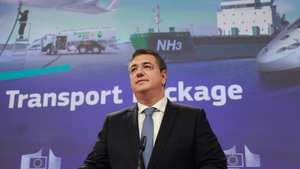 epa12504313 European Commissioner for Sustainable Transport and Tourism Apostolos Tzitzikostas gives a press conference on new plans for high-speed rail and sustainable fuels for aviation and waterborne sectors in Brussels, Belgium, 05 November 2025. The European Commission adopted a comprehensive transport package on 05 November. It will accelerate the roll-out of Europe's high-speed rail network and to boost investment in renewable and low-carbon fuels for the aviation and waterborne sectors.
Competitiveness and sustainability are the guiding principles of this package, which aims to make the EU transport system more efficient, interconnected, accessible, clean and resilient. The measures presented today cover two key areas Ð rail, where Europe already leads on sustainability, and fuels, where Europe must now accelerate investments for its energy transition.  EPA/OLIVIER HOSLET