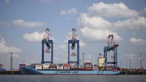 epa07753091 A general view shows the Volga Maersk container ship (IMO 9775749) at the container terminal in the Bremerhaven harbour, Germany, 28 July 2019 (issued 02 August 2019).  EPA/KARSTEN KLAMA