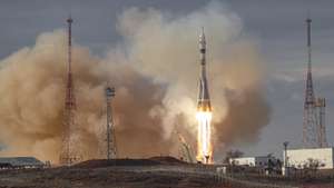 epa11238755 Soyuz MS-25 spacecraft with crew members of expedition 70/71 to International Space Station (ISS) lifts off from the launch pad at the Baikonur cosmodrome, Kazakhstan, 23 March 2024. The 21 March launch of the crewed Soyuz-25 spacecraft from Kazakhstan's Baikonur Cosmodrome to the International Space Station (ISS) has been canceled, Russia's state space corporation Roscosmos said. 'Today's Soyuz launch was aborted at the 20-second mark. The launch of Soyuz MS-25 has been postponed to March 23. The main crew of the ship included Russian Oleg Novitsky, Belarusian Marina Vasilevskaya and American Tracy Dyson. Vasilevskaya is expected to become the first woman in the history of Belarus to travel into space.  EPA/YURI KOCHETKOV