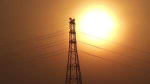 epa07532113 The sun sets behind the electric tower in Yangon, Myanmar, 27 April 2019. Searing summer has put Myanmar under extreme conditions as the heat continues to break records with high temperatures in Yangon and five other cities across Myanmar. According to Myanmar's Department of Meteorology and Hydrology on 27 April, the temperature in Yangon on 26 April reached its record high at 42 degrees (107.6 degrees Fahrenheit) in 51 years.  EPA/LYNN BO BO