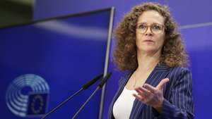 epa10293443 Dutch member of the European Parliament and President of Pegasus committee Sophie in 't Veld presents draft findings of an EP spyware inquiry in Brussels, Belgium, 08 November 2022. European Parliament’s Committee of Inquiry to investigate the use of Pegasus and equivalent surveillance spyware (PEGA), specialy in Spain, Netherlands, Poland, Greece and Cyprus, presented their first results of inquiry.  EPA/OLIVIER HOSLET