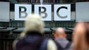 epa12515803 The BBC headquarters in London, Britain, 10 November 2025. BBC Director General Tim Davie and BBC Head of News Deborah Turness have resigned from their respective positions following accusations of 'serious and systemic' bias in the network’s coverage of Donald Trump and Gaza.  EPA/ANDY RAIN