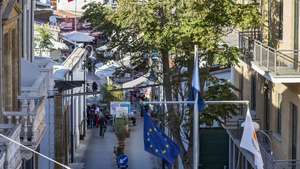 epa05614567 The Ledra Street border crossing is seen in the southern Cypriot part in Nicosia, Cyprus, 02 November 2016. Nicosia was divided into the southern Greek Cypriot and the northern Turkish Cypriot part in 1963.  EPA/THOMAS HODEL