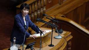 epa13282059 Japan's Prime Minister Sanae Takaichi delivers a key policy speech at the start of an extraordinary parliamentary session, at the National Diet, in Tokyo, Japan, 05 October 2026.  EPA/FRANCK ROBICHON