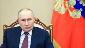epa12668600 Russian President Vladimir Putin chairs a meeting with members of the government via videoconference at the Kremlin in Moscow, Russia, 21 January 2026.  EPA/VYACHESLAV PROKOFYEV/SPUTNIK/KREMLIN / POOL MANDATORY CREDIT