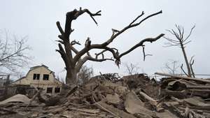 epa11235912 The scene of a missile strike near private buildings in Zaporizhzhia, Ukraine, 22 March 2024, amid the Russian invasion. According to the Air Force Command of the Armed Forces of Ukraine, Russia has launched projectiles against over 151 targets across Ukraine. The Ukrainian army intercepted 92 of them. Several people were killed across the country, with at least one dead and 14 injured in Zaporizhzhia alone, according to the region’s State Military Administration.  EPA/KATERYNA KLOCHKO