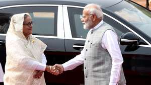 epa11429715 Indian Prime Minister Narendra Modi (R) shakes hands with Bangladeshi Prime Minister Sheikh Hasina during a ceremonial reception at the Presidential Palace in New Delhi, India, 22 June 2024. The Bangladeshi Prime Minister is on a two-day state visit to India to meet the country's top leadership to discuss economic and political ties between the two countries.This is the first state visit by a foreign leader after the formation of India's new government following the Lok Sabha elections.  EPA/HARISH TYAGI