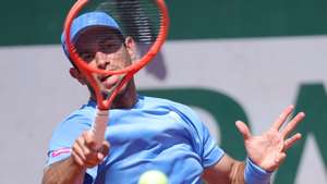 epa12997946 Nuno Borges of Portugal in action during his Men's 2nd round match against Miomir Kecmanovic of Serbia at the French Open Grand Slam tennis tournament at Roland Garros in Paris, France, 27 May 2026.  EPA/CHRISTOPHE PETIT TESSON