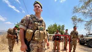 epa13130403 Lebanese soldiers at a Lebanese army checkpoint in Zawtar al-Gharbiya, southern Lebanon, 24 July 2026. Zawtar al-Gharbiya is among the designated pilot zones under the ceasefire agreement between Lebanon and Israel, from which Israeli forces are scheduled to withdraw.  EPA/STRINGER