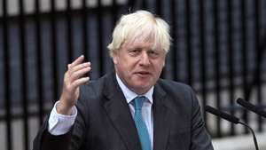 epa10163117 Outgoing British Prime Minister Boris Johnson makes a farewell speech at Downing Street, London, Britain, 06 September 2022. Boris Johnson will formally relinquish his role to Queen Elizabeth at Balmoral before the new Prime Minister is appointed.  EPA/STUART BROCK