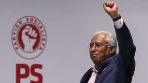 O secretário-geral do Partido Socialista (PS), António Costa, reage após dircursar na conferência de dirigentes nacionais e locais do partido, no Convento de São Francisco, em Coimbra, 31 de agosto de 2020. PAULO NOVAIS/LUSA