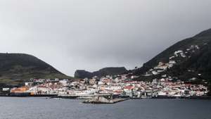 Vista geral de parte da vila de Velas na ilha de São Jorge nos Açores, 29 de março de 2022. TIAGO PETINGA/LUSA