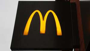 epa10974808 A McDonald’s sign outside a fast food restaurant in London, Britain, 14 November 2023. The boss of McDonald's UK Alistair Macrow, has admitted the fast-food chain is receiving between one or two sexual harassment claims a week. Macrow stated to MP’s following a BBC investigation, that the fast food giant has received more than four hundred complaints from its workers over the last three months.  EPA/ANDY RAIN