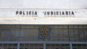 A Unidade de Informação Criminal da PJ localizou e deteve o fugitivo na zona de Portimão, no distrito de Faro