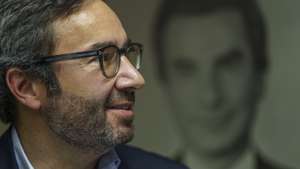 O candidato Jorge Moreira da Silva durante a votação para eleições internas do Partido Social Democrata (PSD) em Vila Nova de Famalicão , 28 Maio 2022. O antigo líder parlamentar do PSD Luís Montenegro e o antigo vice-presidente Jorge Moreira da Silva disputam este sábado a presidência do partido em eleições diretas antecipadas, em que podem votar mais de 44 mil militantes, convocadas após a derrota eleitoral de janeiro. HUGO DELGADO/LUSA