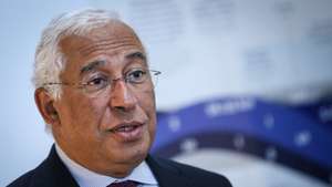 O primeiro-ministro, António Costa, discursa durante a cerimónia de assinatura dos contratos no âmbito do Programa de Apoio à Produção de Hidrogénio Renovável e outros Gases Renováveis do Plano de Recuperação e Resiliência (PRR) em Movimento, em Lisboa, 15 de fevereiro de 2023. RODRIGO ANTUNES/LUSA