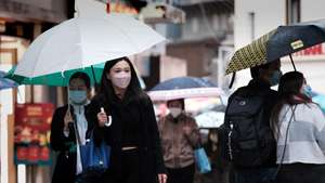Turistas voltaram a encher as ruas de Macau e da Taipa depois de levantadas as restrições criadas pela pandemia de covid-19 no passado domingo, dia 8 de janeiro, em Macau, China, 11 de janeiro de 2023. GONÇALO LOBO PINHEIRO/LUSA