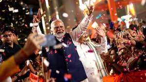 epa11389609 Bharatiya Janata Party (BJP) leader and Indian Prime Minister Narendra Modi (C)  arrives at the party headquarters to deliver a victory speech, in New Delhi, India, 04 June 2024. Modi addressed the crowd to claim victory in the 2024 India elections which started on 19 April. The Lok Sabha elections were held for 545 lower house seats, and a party or alliance needs 272 seats to form a government.  EPA/HARISH TYAGI