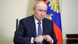 epa13303804 Russian President Vladimir Putin chairs a meeting on cybersecurity via videoconference at the Novo-Ogaryovo state residence outside Moscow, Russia, 14 October 2026.  EPA/MIKHAIL METZEL / SPUTNIK / KREMLIN POOL MANDATORY CREDIT