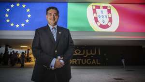 Luís Castro Henriques, Comissário-geral de Portugal para a Expo 2020, no Dubai. O Pavilhão de Portugal na Expo Dubai 2020, Emirados Árabes Unidos conta com uma área de 1.800 metros quadrados, onde não falta a calçada portuguesa, cadeiras e candeeiros em cortiça, azulejos, um terraço com oliveiras e uma ‘concept store’, que pretende ser uma 'embaixada' transacional de promoção de marcas e produtos portugueses, com mais de 170 produtos distintivos. O pavilhão, que tem como inspiração uma caravela, é um projeto resultante da parceria entre o Grupo Casais e o ateliê Saraiva + Associados, e está situado no distrito da sustentabilidade da Expo, uma das três áreas temáticas, 23 de outubro de 2021. (ACOMPANHA TEXTO DE 23 DE OUTUBRO DE 2021). ANDRE KOSTERS/LUSA