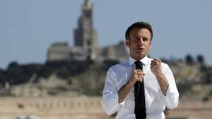 epa09893279 Incumbent French President and candidate for re-election Emmanuel Macron holds a campaign rally in Marseille, France, 16 April 2022. The second round of the French presidential election will take place on 24 April 2022 with Macron running in a face-off against far-right Rassemblement National party candidate Marine Le Pen.  EPA/Guillaume Horcajuelo