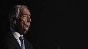 O Presidente da República, Marcelo Rebelo de Sousa, intervém no encerramento da Conferência "Regionalização: Agora ou Nunca", num cinema em Lisboa, 12 de janeiro de 2022. TIAGO PETINGA/LUSA