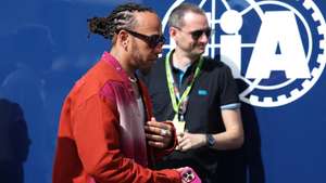 epa11761656 Mercedes driver Lewis Hamilton of Britain arrives at the third practice session of the Formula One Abu Dhabi Grand Prix, in Abu Dhabi, United Arab Emirates, 07 December 2024. The 2024 Formula One Abu Dhabi Grand Prix is held on the Yas Marina Circuit racetrack on 08 December.  EPA/ALI HAIDER